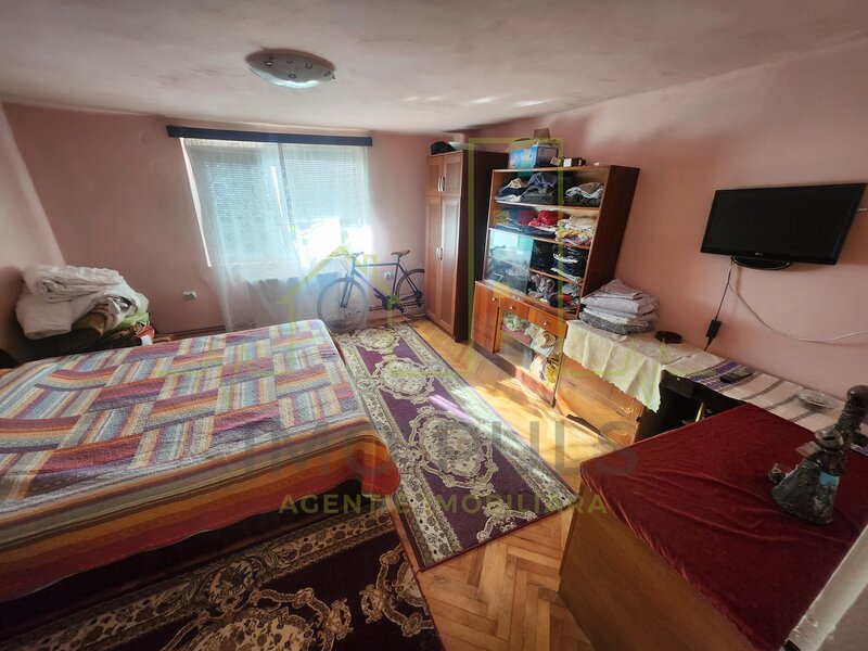 Timisoara, casa individuala, toate utilitatile, centrala proprie.